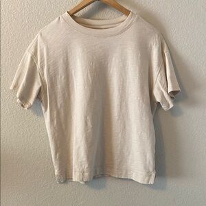 Old Navy Cream Short Sleeve Tee